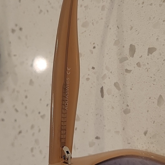 Aquaswiss 52mm Rumi Square Sunglasses - Picture 5 of 6